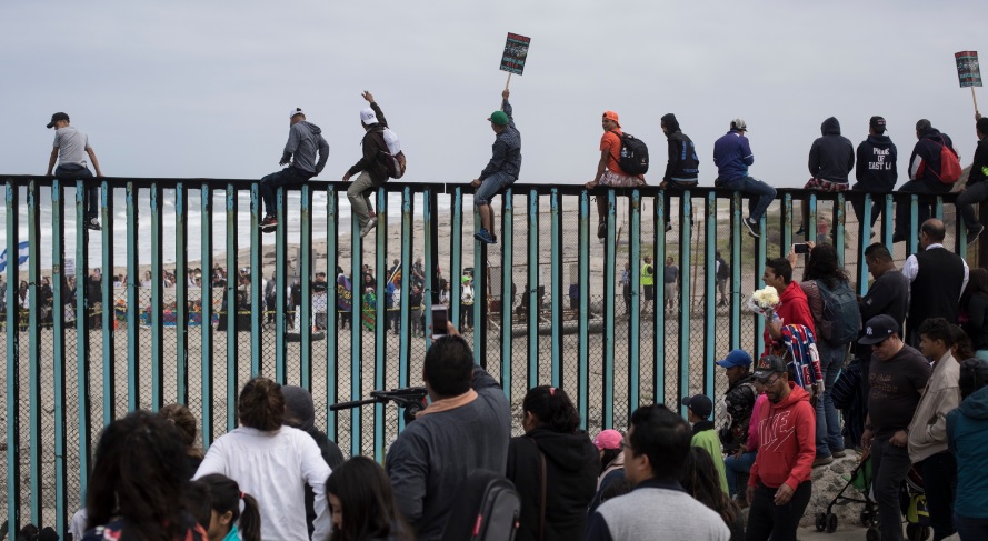 Trump demora expulsión de inmigrantes no autorizados de EEUU