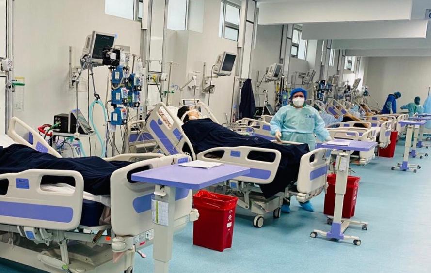 Denuncian altos costos en hospitales que atienden pacientes de COVID
