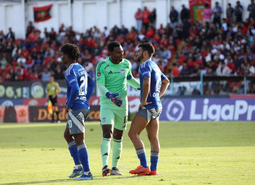 Emelec consiguió su segundo triunfo de la temporada ante el Deportivo Cuenca.
