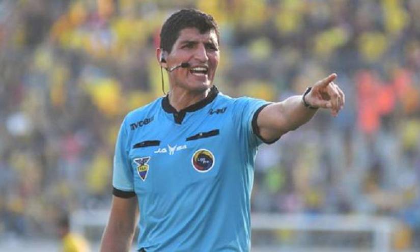 Diego Lara podría dejar el arbitraje tras agresión por hinchas del Deportivo Quito