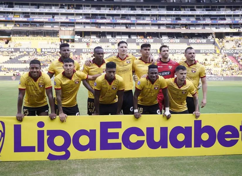 Jugadores de Barcelona SC previo al partido ante Orense por la penúltima fecha del primer hexagonal de la LigaPro