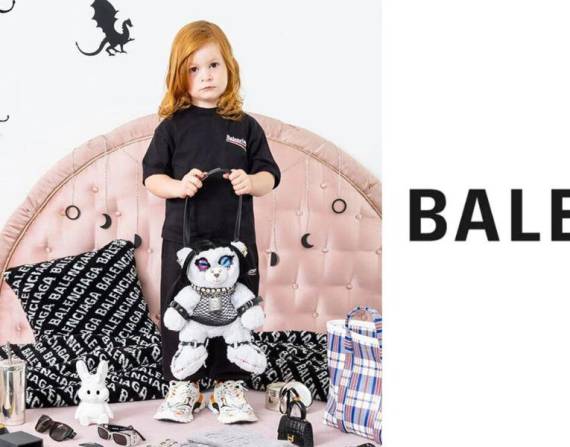 Imágenes referenciales a la reciente campaña de Balenciaga.