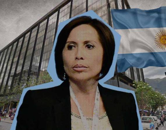 La exministra del gobierno de Rafael Correa, sentenciada por corrupción, escapó de la sede diplomática argentina en Quito, pese a que estaba resguardada por la Policía.