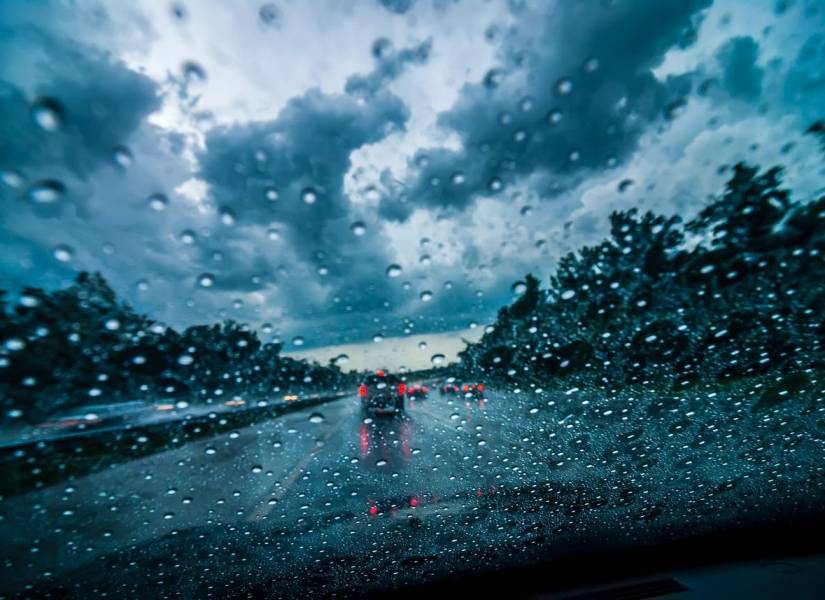 Debemos mantener precauciones durante las lluvias para evitar siniestros de tránsito
