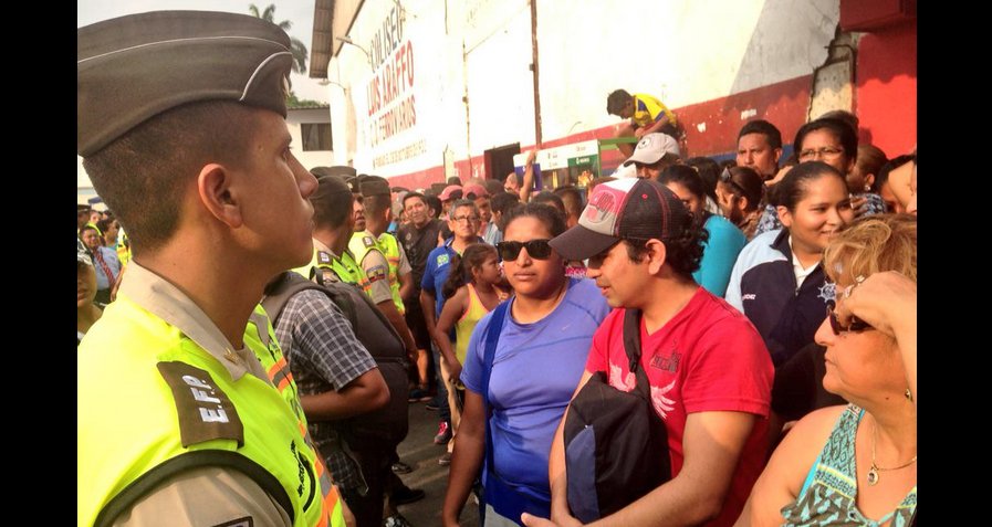 Los restos de Sharon ya son velados en Durán