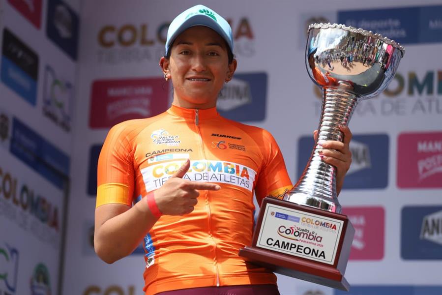 Riobamba celebra logro de ciclista Miryam Núñez