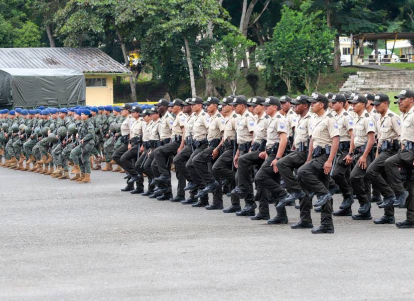 1.700 uniformados de élite serán distribuidos en siete cantones de Esmeraldas.
