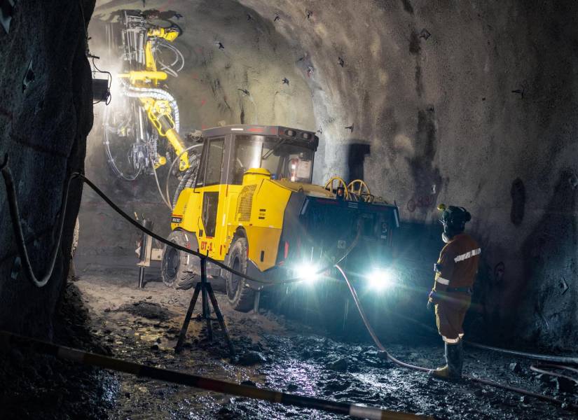 La maquina llamada Jumbo que opera la ecuatoriana Maritza Reyes.