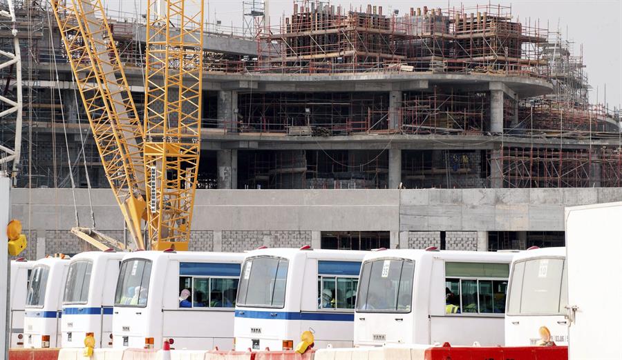 AI pide a la FIFA que presione para evitar abusos de trabajadores del Mundial