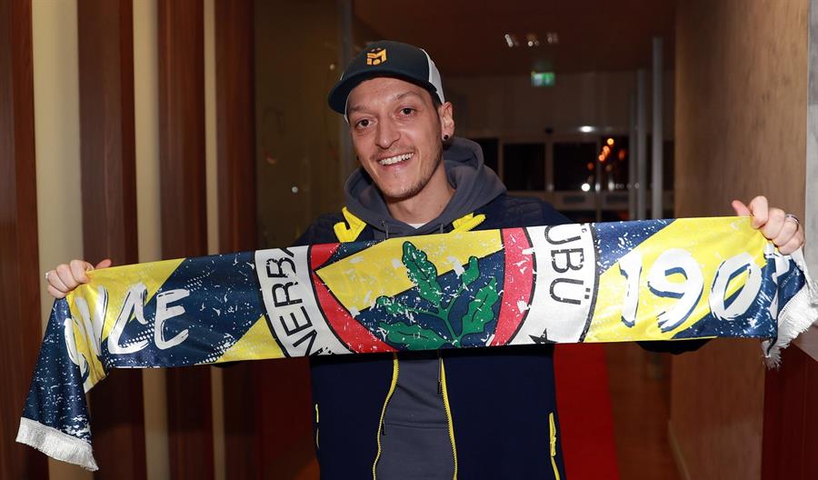 Mesut Özil ve cumplirse &quot;un sueño&quot; con su previsto fichaje para el Fenerbahçe