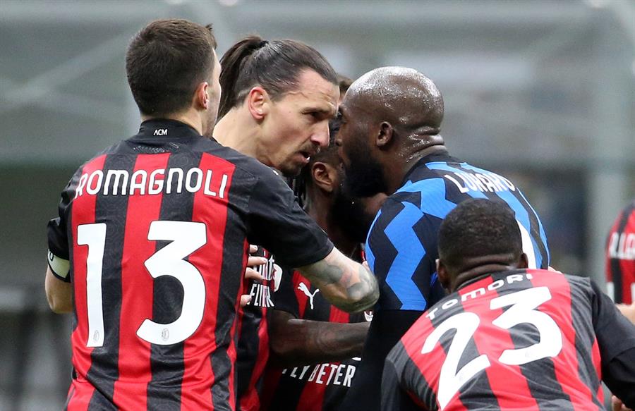 Italia sanciona con un partido a Ibrahimovic y Lukaku por una pelea