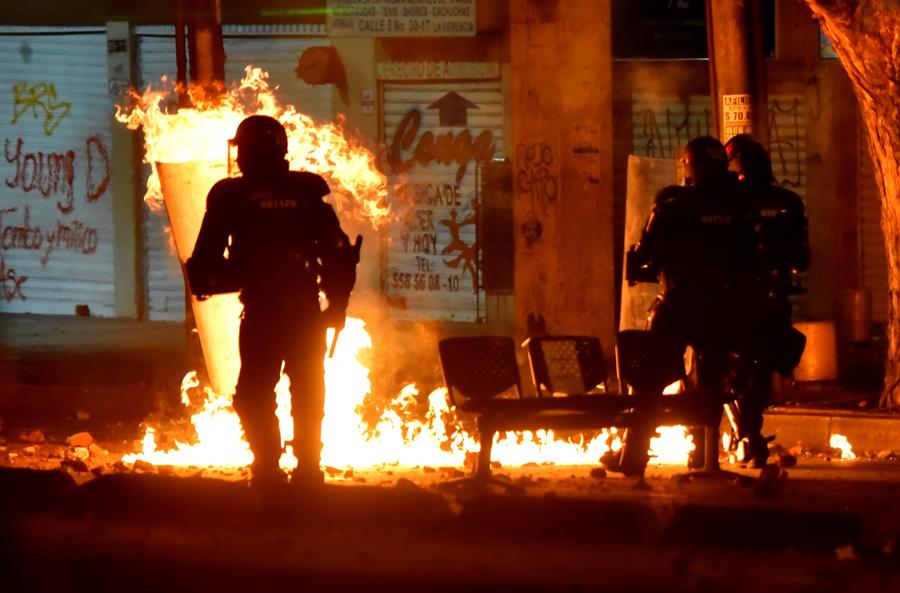 Ministro: ‘Guerrilla de Colombia se infiltró en protestas’