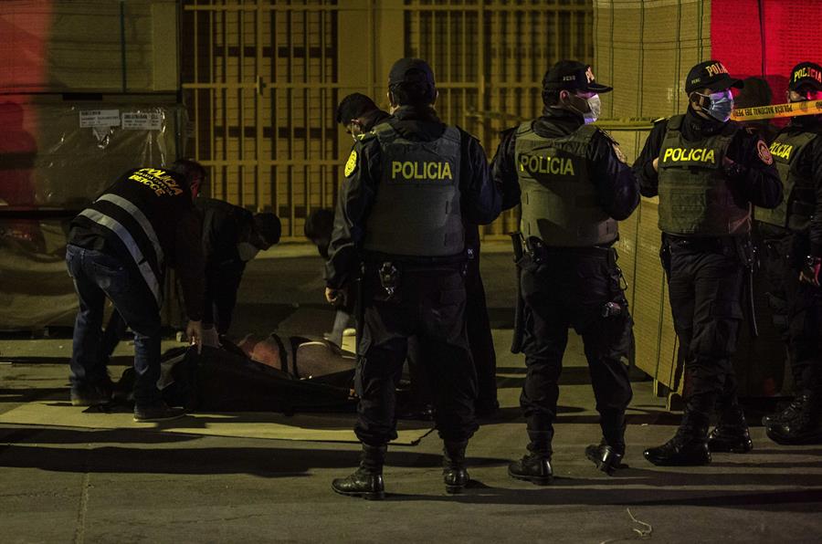 Once de los trece muertos en fiesta clandestina en Perú tenían COVID-19