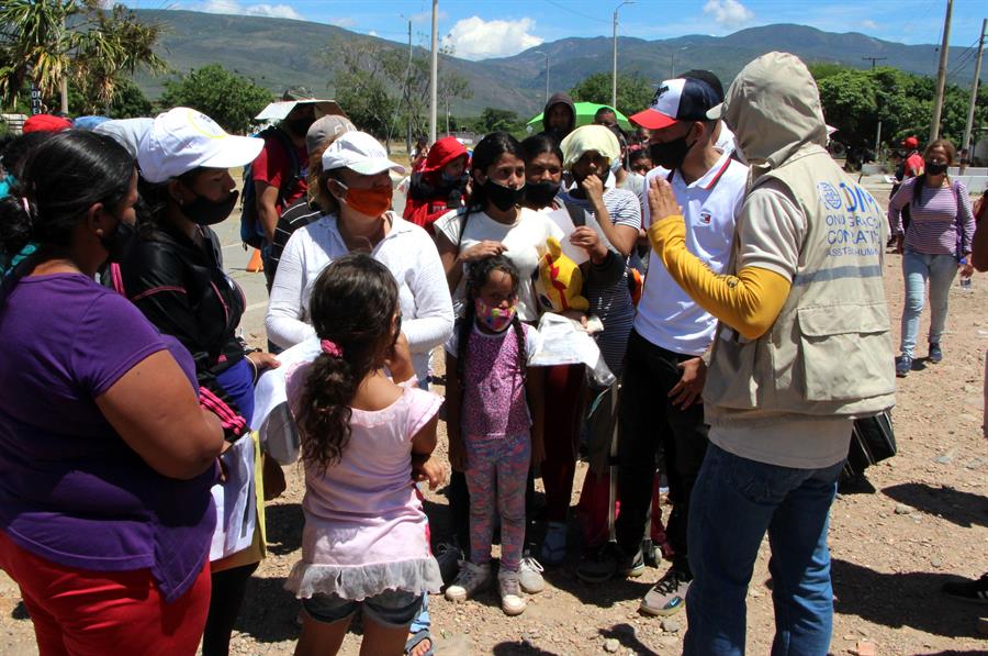Regresan a Venezuela 86 migrantes desde Ecuador