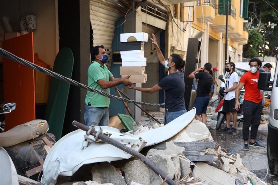 135 muertos y 5.000 heridos por explosión en el puerto de Beirut