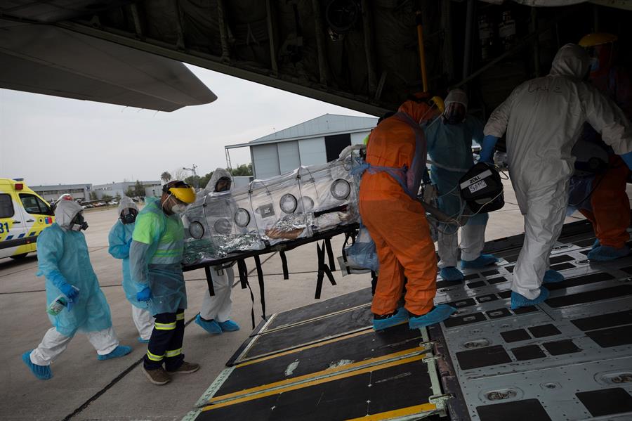 OMS dice que pandemia entra en fase &quot;peligrosa&quot;