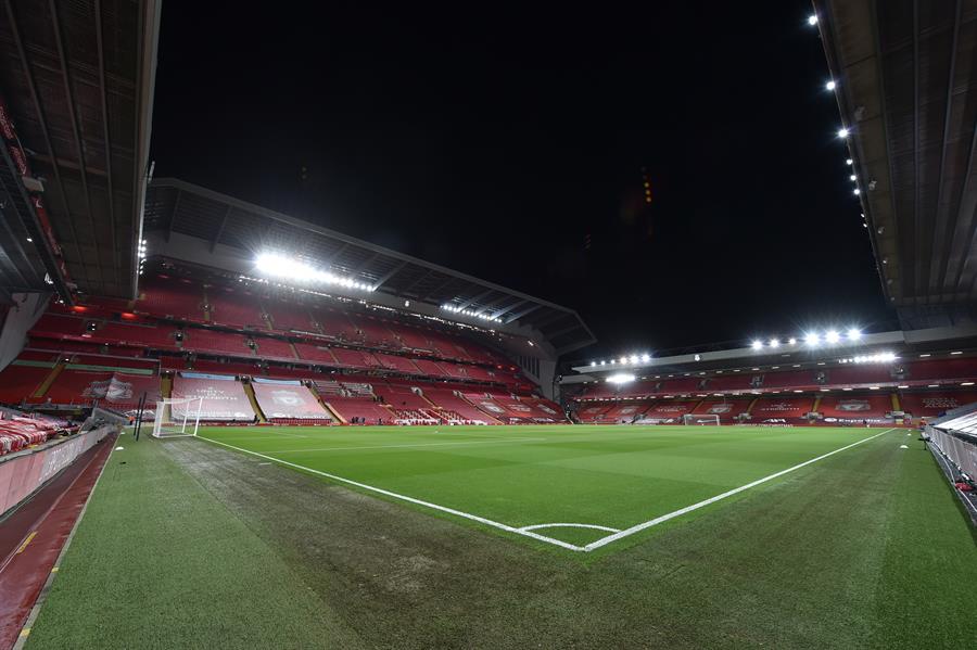 El público volverá a los estadios ingleses a partir de diciembre, según la BBC
