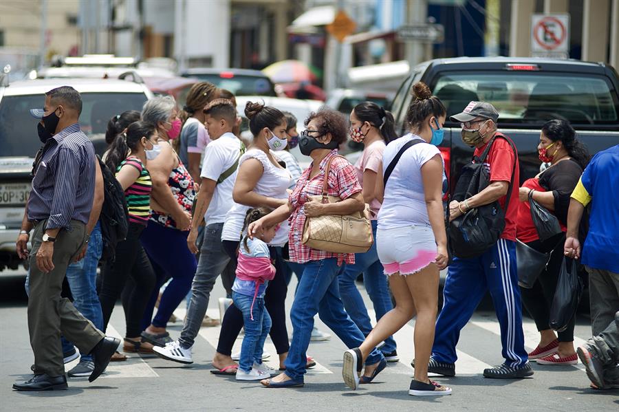 Ecuador, la tercera economía más afectada en Latinoamérica por la pandemia del coronavirus