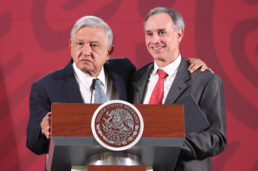Coronavirus: presidente de México dará abrazos y besos hasta que sus expertos lo prohíban