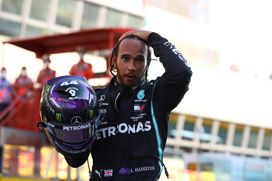 Hamilton logra la &#039;pole&#039; en el Gran Premio de la Toscana