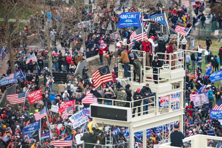 Seguidores de Trump irrumpen en el Congreso de EEUU