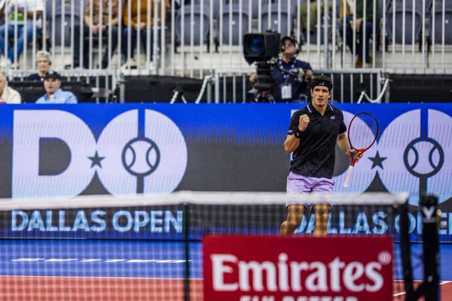 Emilio Gómez perdió ante John Isner y quedó eliminado del ATP 250 de Dallas