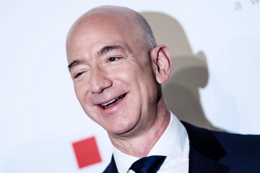 Fortuna de Jeff Bezos supera los 200.000 millones de dólares