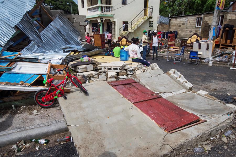 Huracán Isaías: cientos de dominicanos, sin casa
