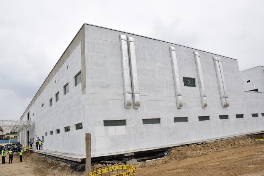 Nuevo hospital de Chone sin atención por falta de luz y servicio de aguas servidas