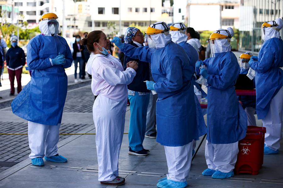 Ecuador llega a 209.355 casos de COVID-19 con alta demanda hospitalaria en Quito