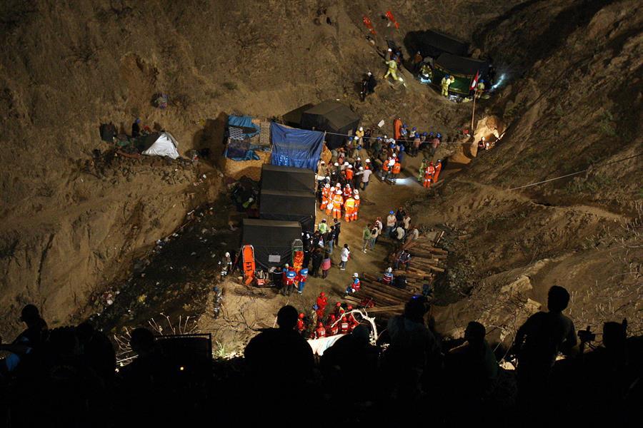 Perú: los cuerpos de 27 trabajadores fueron recuperados tras el incendio en una mina