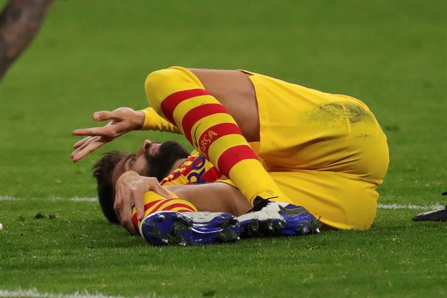 Gerard Piqué sufre lesión que requiere de pruebas