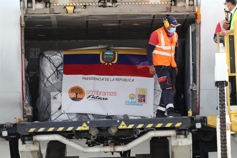 Este jueves empieza vacunación contra COVID-19 de fase piloto en Quito y Guayaquil