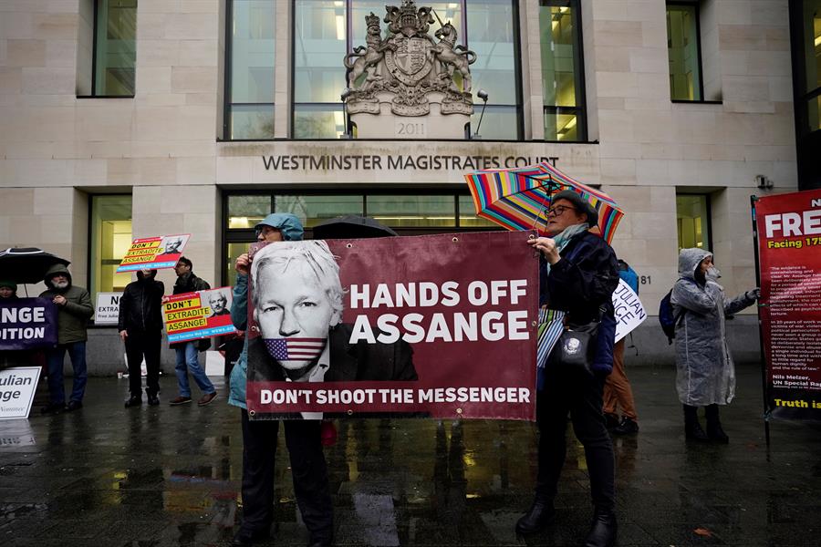Juez español preguntará a Assange sobre espionaje en embajada de Ecuador en Londres