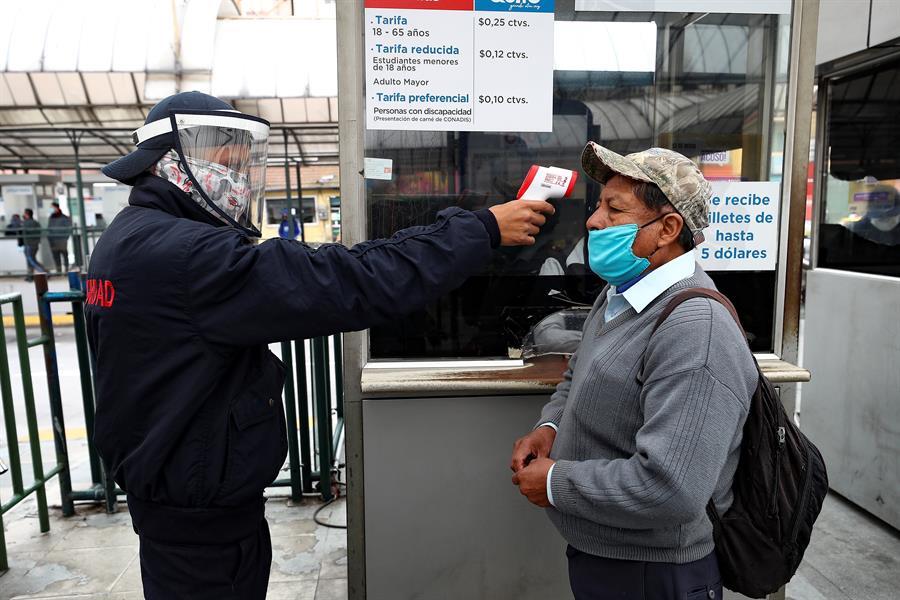 EEUU y Ecuador en alerta y se agudiza el desplome de economía latinoamericana