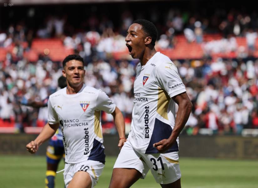 Liga de Quito recibió una millonaria oferta de Al Jazira de Arabia Saudita por Daniel De la Cruz.