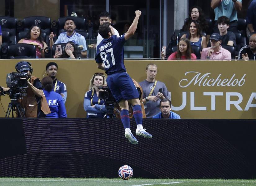 Joao Neves anotó dos goles en la goleada del PSG al Inter Miami.