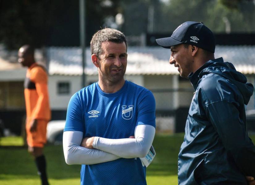 Igor Oca en un entrenamiento de Universidad Católica.