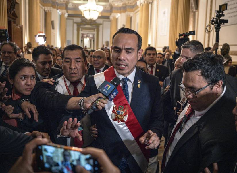 El abogado y congresista de 38 años José Jerí, se convirtió en la madrugada del viernes en el nuevo presidente interino de Perú.