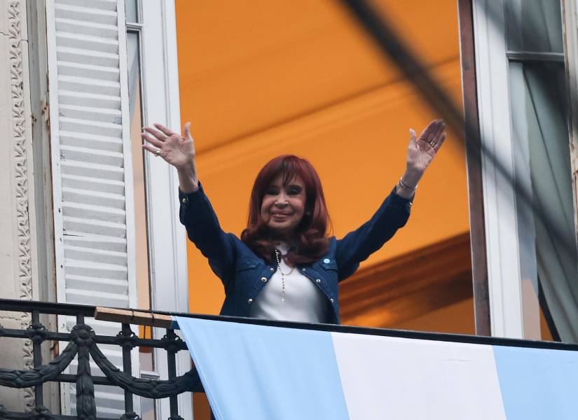 Foto de archivo de la expresidenta de Argentina Cristina Fernández. EFE/ Juan Ignacio Roncoroni