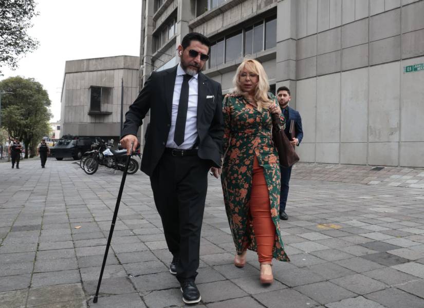 Quito, 3 de abril de 2025. El abogado Washington Andrade y su entonces clienta, la jueza Nubia Vera.