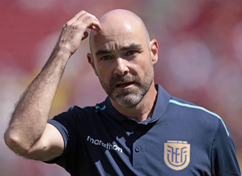 Félix Sánchez Bas conoce al entrenador de Jamaica.