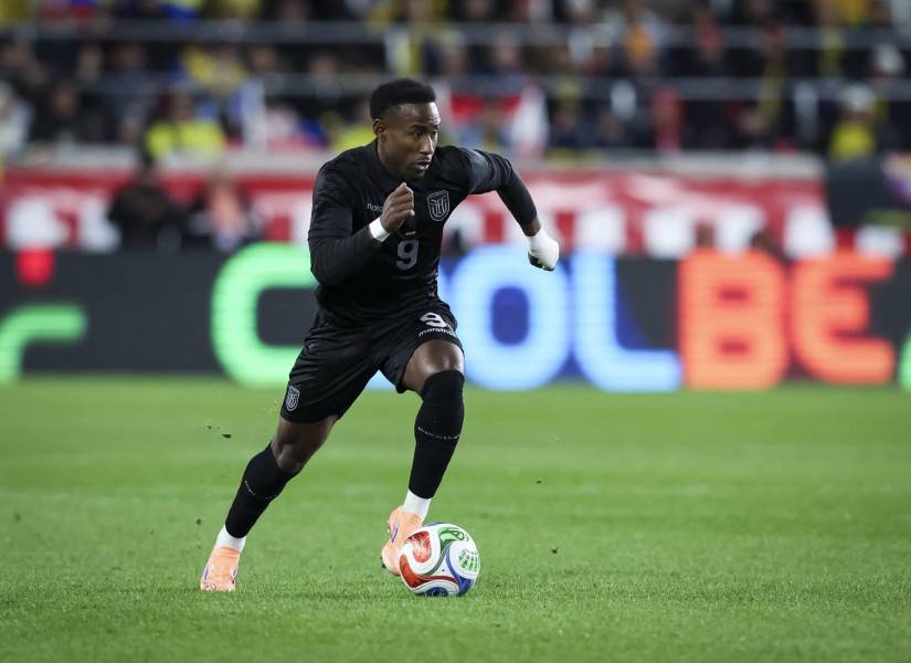 El delantero de Ecuador, John Yeboah, en el amistoso contra Nueva Zelanda