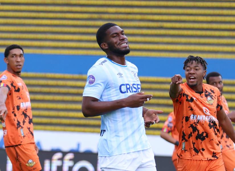 Universidad Católica igualó 1-1 con Libertad de Loja.