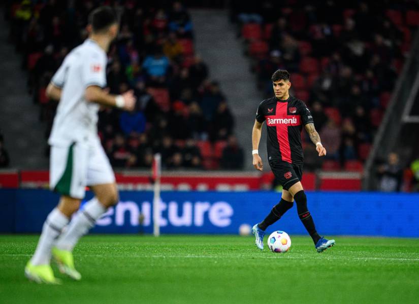 Piero HIncapié jugará con el Bayer Leverkusen ante el Bayern Munichl.