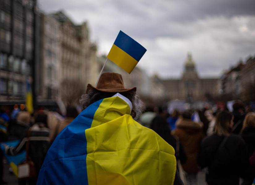 Miles de ucranianos recordaron hoy la guerra frente a Rusia.