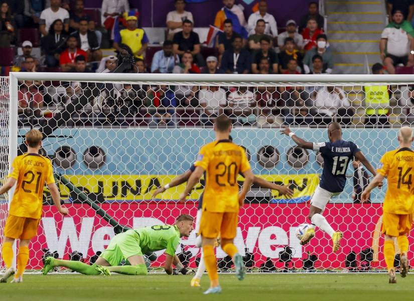 Enner Valencia anotó el empate de Ecuador ante Países Bajos.