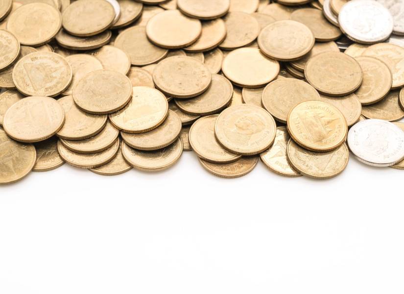 Los ladrones robaron cerca de dos mil monedas de oro y plata del siglo XIX.