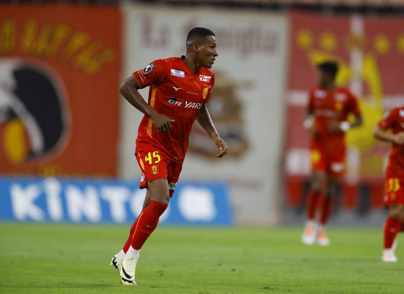 José Carabalí se convetirá en nuevo jugador de Universitario de Perú.