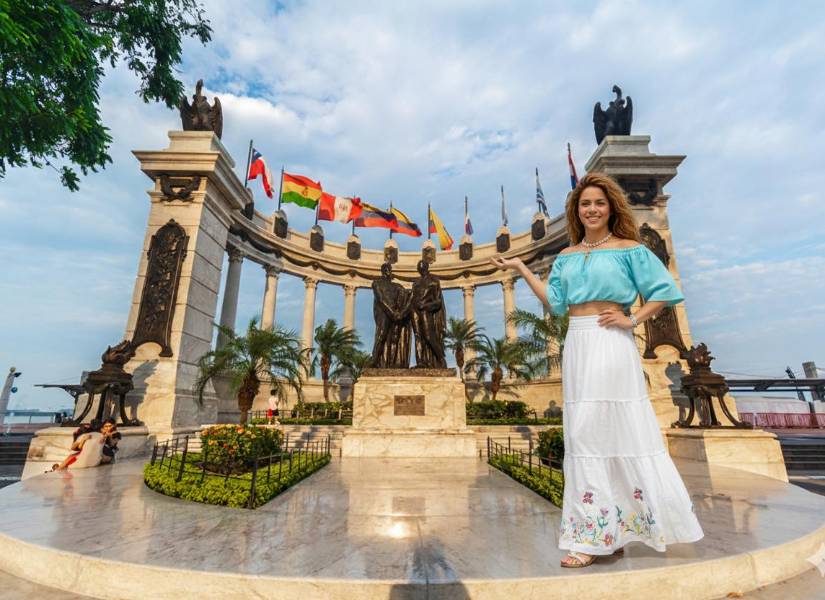 Shakira en el el Hemiciclo de La Rotonda